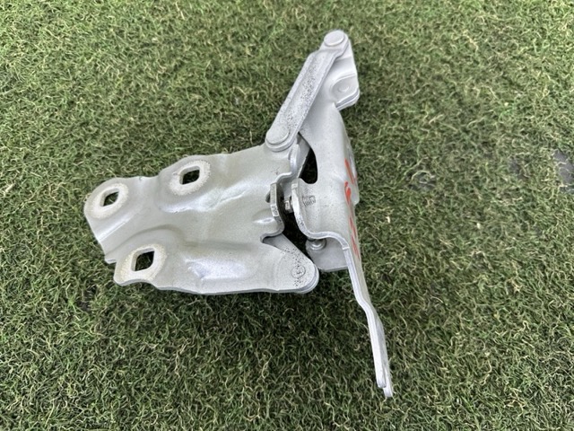41617262876 BMW Петля капота правая купить в Кривой Рог