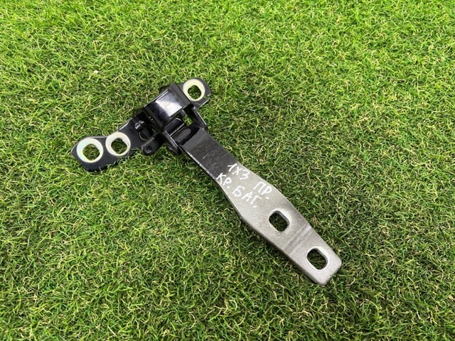 Петля крышки багажника 41627463366 BMW