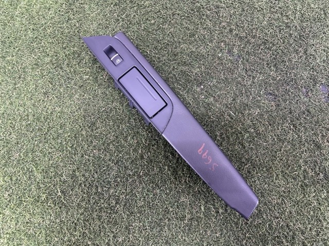 VAG 4G8857405A81U в наличии Кривой Рог