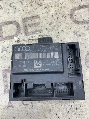 4L0959792B VAG Блок комфорта передней двери купить в Павлоград
