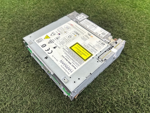 VAG 4M0035890B Магнитола (радио AM/FM) в наличии Винница