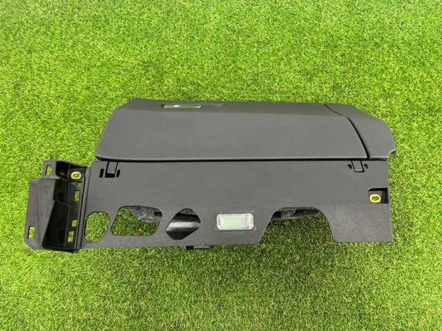 4M1857035D24A Ящик перчаточный (бардачок) купить Запорожье
