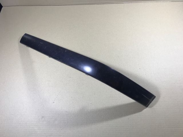Накладка бампера переднего, левая 51111960711 BMW