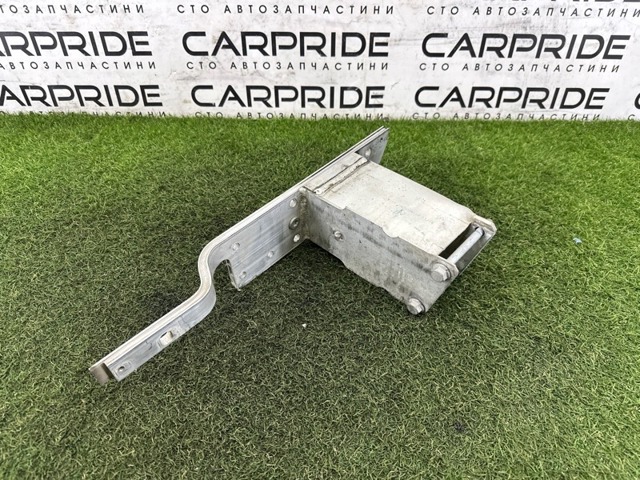 BMW 51117325324 Кронштейн бампера переднего правый в наличии Ровно