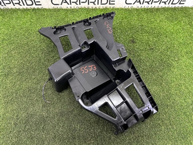 51127332318 BMW Направляющая заднего бампера правая купить в Украина