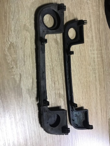 51218122442 BMW Крышка ручки наружной двери передней правой купить в Черновцы
