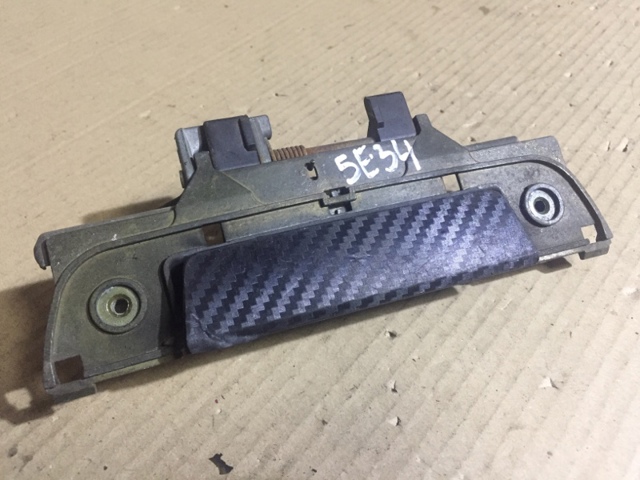 Ручка задней двери наружная, правая 51228138952 BMW