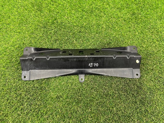 Крепление бампера переднего 51247149618 BMW