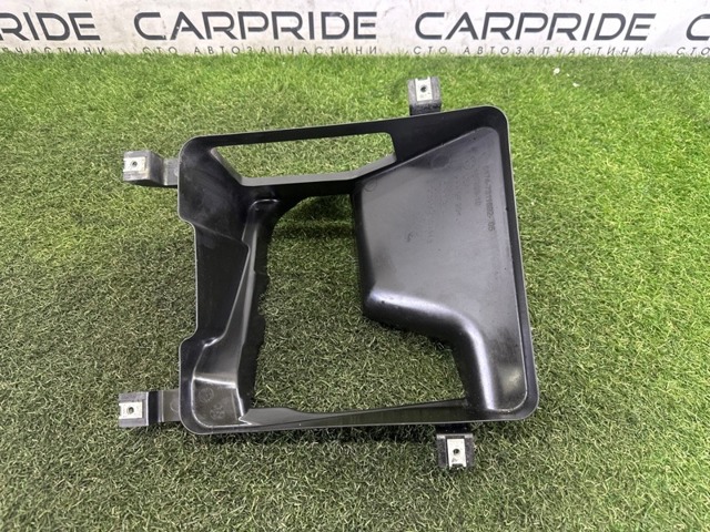 51747311692 BMW Правый дефлектор радиатора купить в Одесса