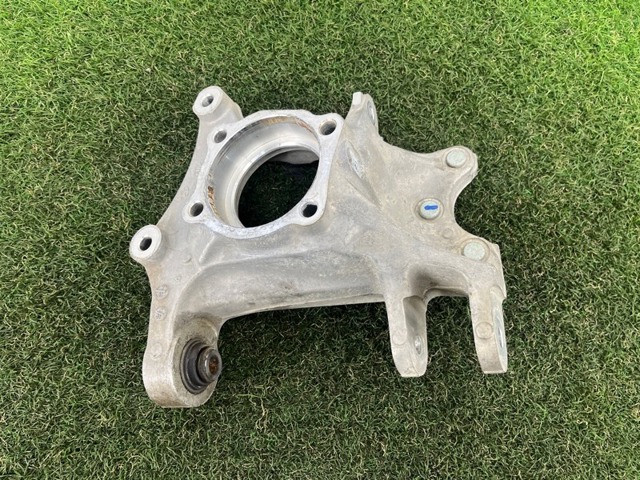 Кулак поворотный правый 52711S1100 HYUNDAI