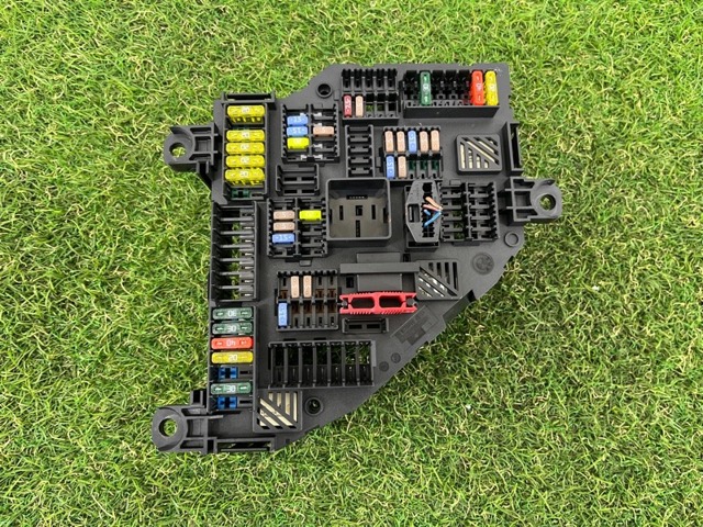 61149210859 BMW Блок предохранителей купить в Тернополь