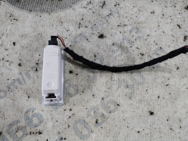 63316972605 BMW Плафон освещения салона (кабины) купить в Львов