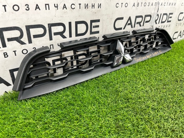MITSUBISHI 6402A318 Решетка бампера переднего верхняя в наличии Полтава