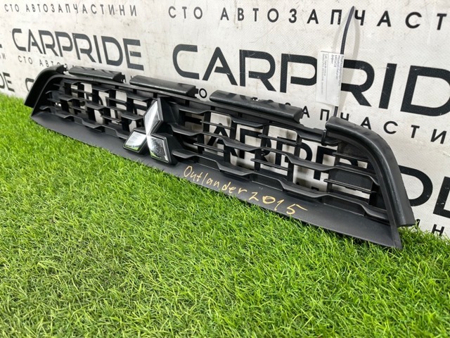 6402A318 MITSUBISHI Решетка бампера переднего верхняя купить в Днепр