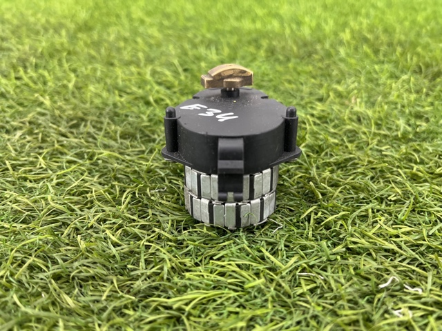 Мотор заслонки печки 64118364761 BMW