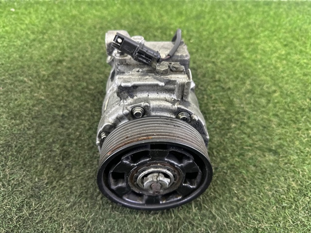 Компрессор климатической установки 64529211496 BMW