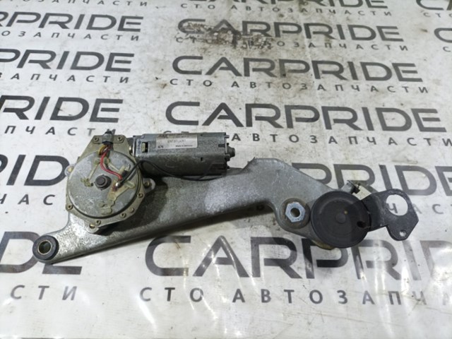 Мотор стеклоочистителя заднего стекла 67631391801 BMW