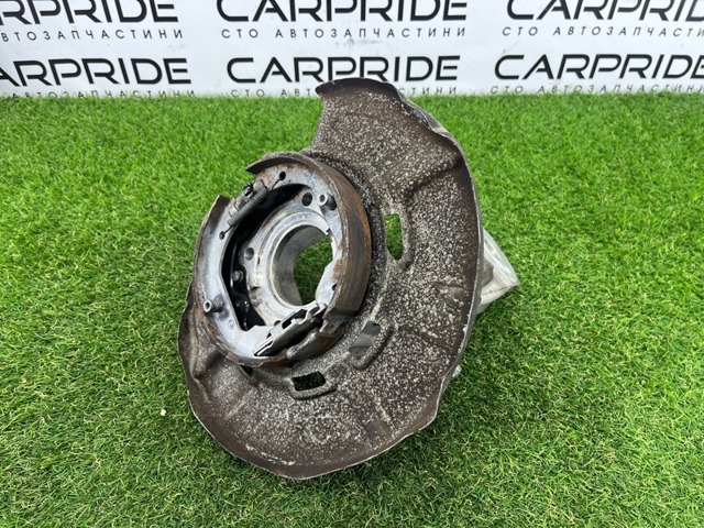 BMW 6770984 Цапфа задняя правая в наличии Каменское