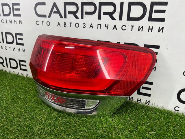 68110016AC CHRYSLER Фонарь задний правый внешний купить в Павлоград