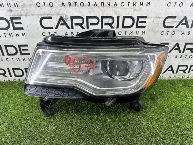 Блок фара левая 68111001AE CHRYSLER