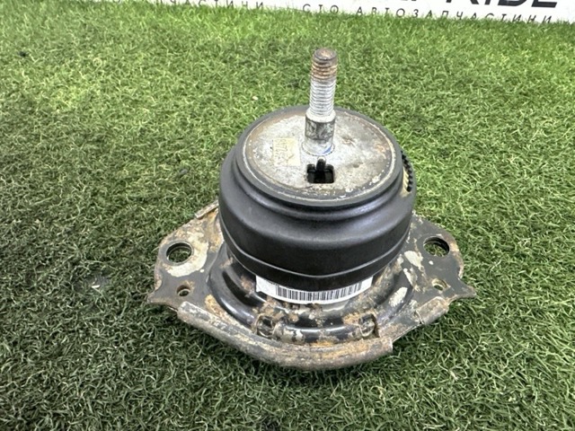 68252518AA CHRYSLER Подушка (опора) двигателя левая/правая купить в Чернигов
