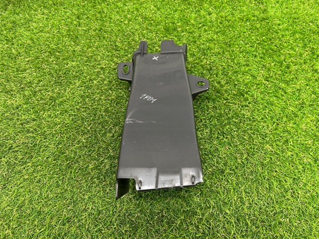 Воздуховод тормозного диска, правый 7184156 BMW