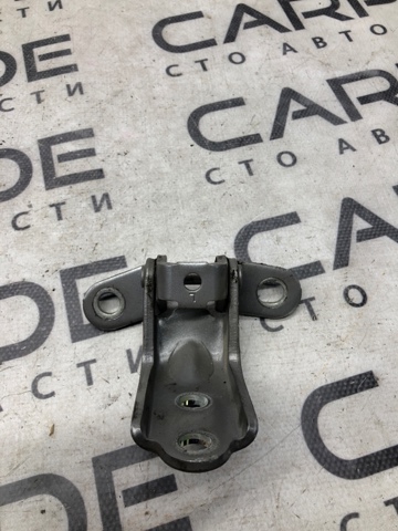 Петля задней левой двери 793103K000 HYUNDAI