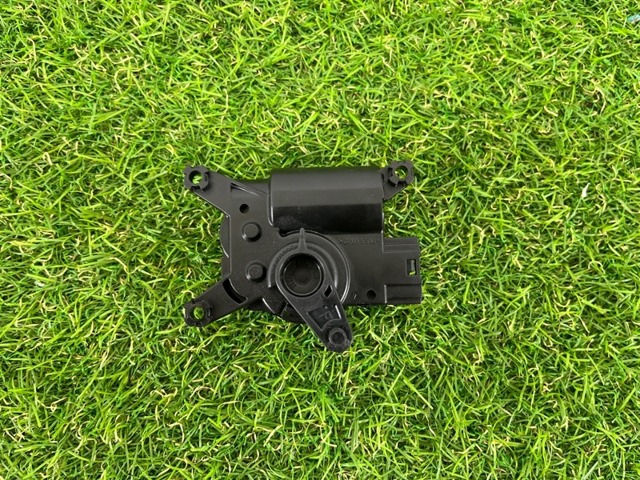 7L0907511AJ VAG Привод заслонки печки купить в Николаев