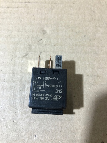 Реле электрическое многофункциональное 7M0951253C VAG