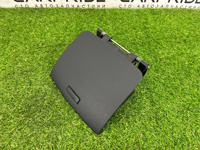 VAG 7P6857922G81U Ящик перчаточный (бардачок) в наличии Каменское