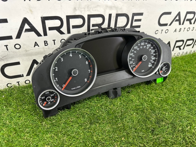 7P6920980M VAG Приборная доска (щиток приборов) купить в Ирпень
