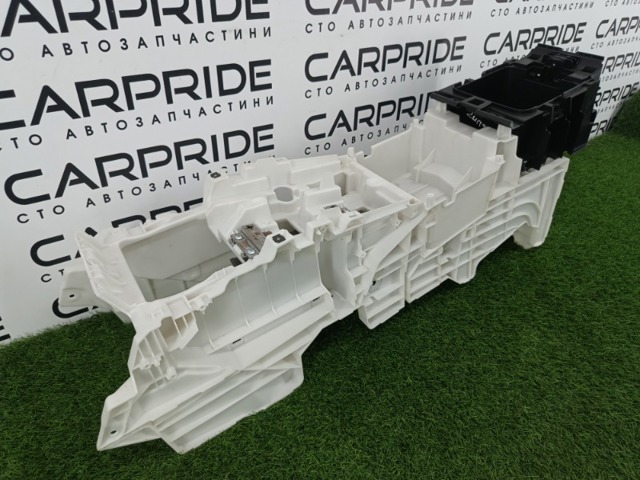 8011C420 MITSUBISHI Консоль панели управления центральная купить в Житомир