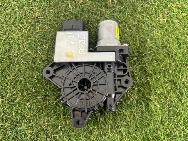 NISSAN 807516RR1A в наличии Запорожье