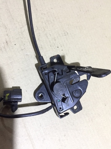 Замок крышки капота 811302B910 HYUNDAI