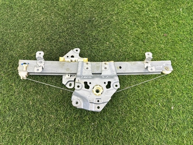 827216RR0A NISSAN Механизм стеклоподъемника двери задней левой купить в Ирпень