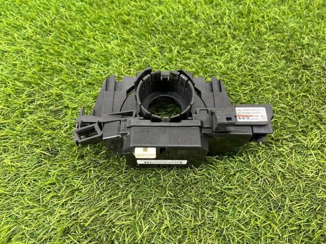 Переключатель подрулевой 8600A739 MITSUBISHI