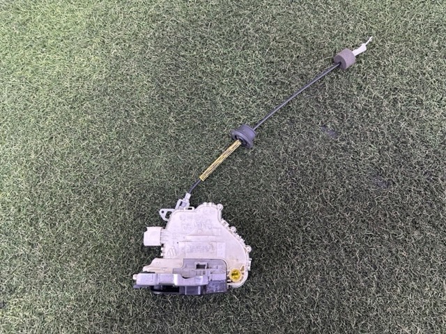Замок передней левой двери 8J1837015D VAG
