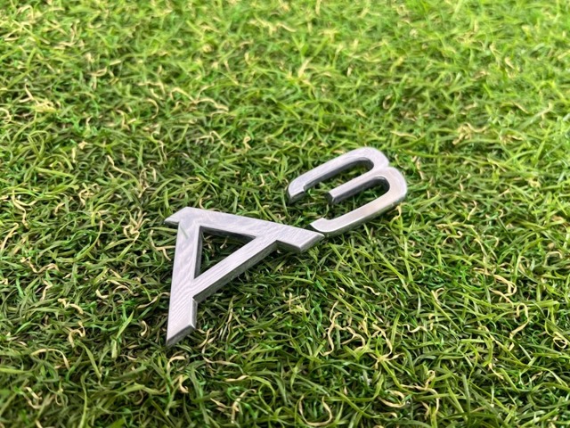 8P08537412ZZ Эмблема крышки багажника купить Ирпень