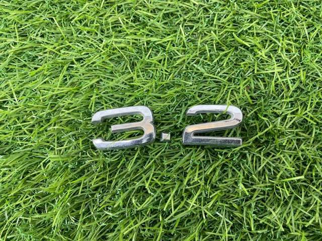 VAG 8P0853743D2ZZ Эмблема крышки багажника в наличии Каменское