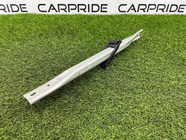 8W0805645A VAG Распорка передних стоек подвески левая купить в Чернигов