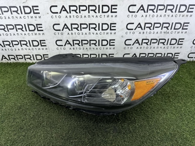 92101C6510 HYUNDAI Левая фара купить в Ужгород