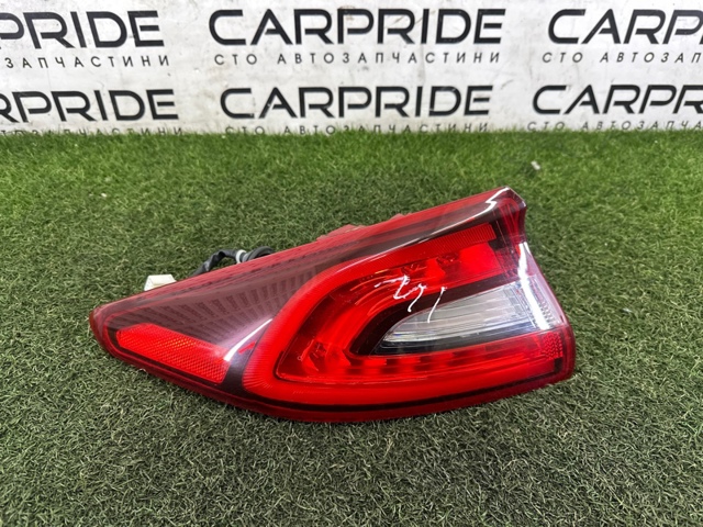 Задняя левая внешняя фара 92401G2100 HYUNDAI