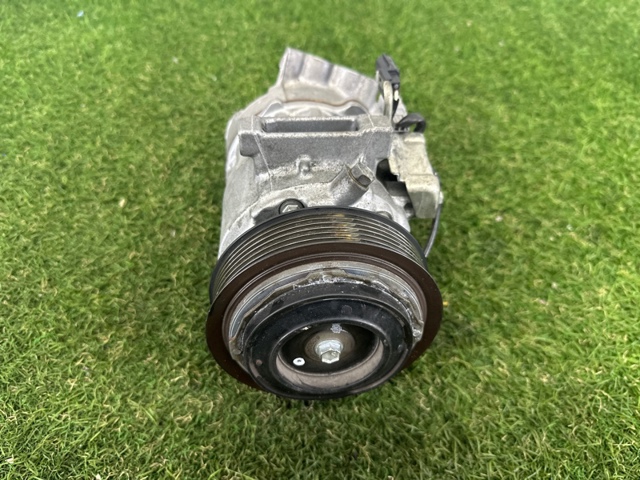 Компрессор системы кондиционирования 926006RA0B NISSAN