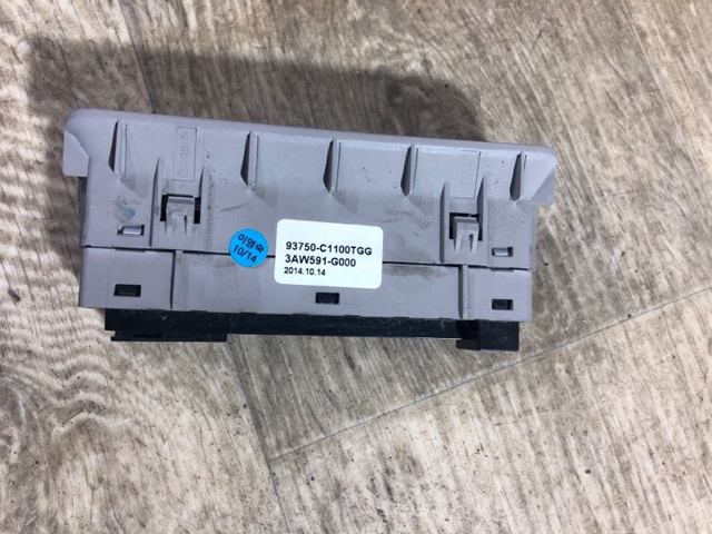 93750C1100TGG HYUNDAI купить в Запорожье