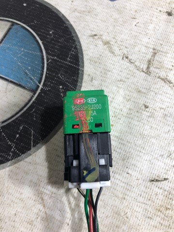 952352J200 HYUNDAI купить в Запорожье