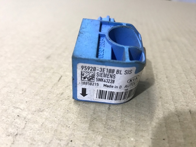 959203E100 HYUNDAI купить в Одесса