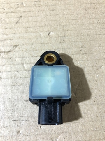 959203K000 HYUNDAI Датчик удара купить в Киев