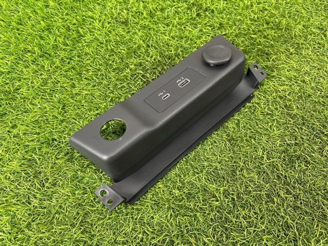 969126RR0A NISSAN USB-разветвитель купить в Ровно