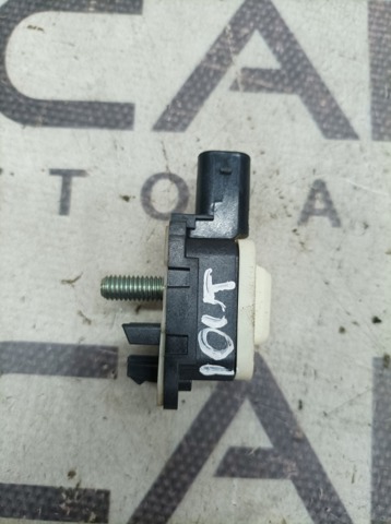 SUBARU 98237AL01A Датчик удара в наличии Львов