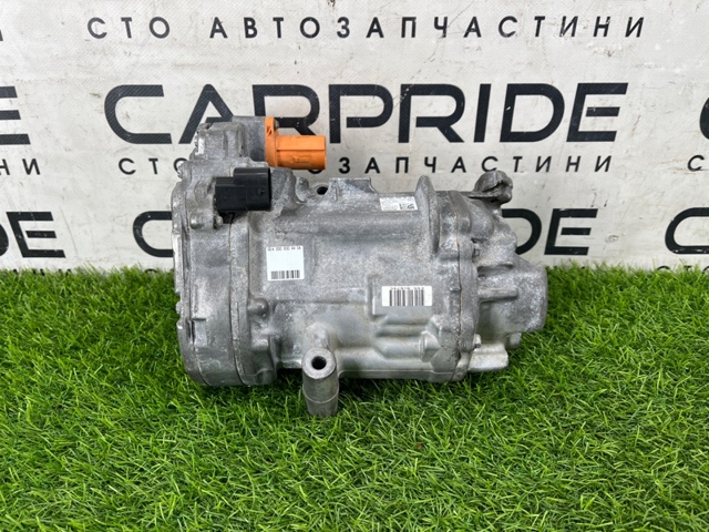 Компрессор кондиционера A0008307804 MERCEDES